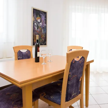 Venera Labin (Istria)