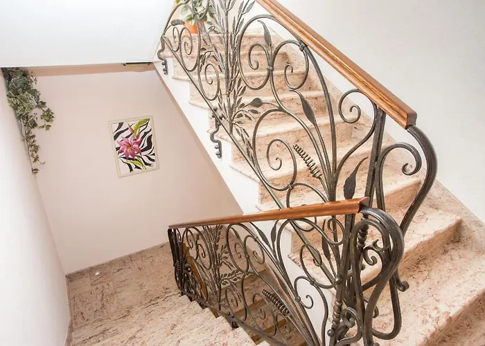 Venera Apartment *