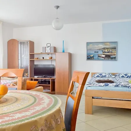 Apartment Venera *