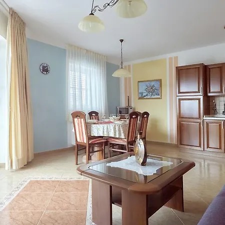 Venera * Labin (Istria)